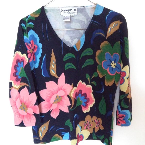 Vintage Floral Sweater - Picture 2 of 6